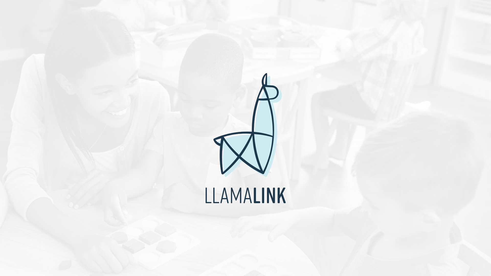 Y5-Creative-LlamaLink